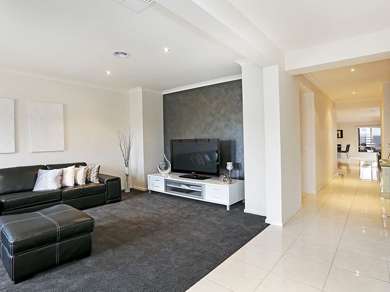 36 Moorhen Drive, LARA VIC 3212, Lara - Thumbnail 2