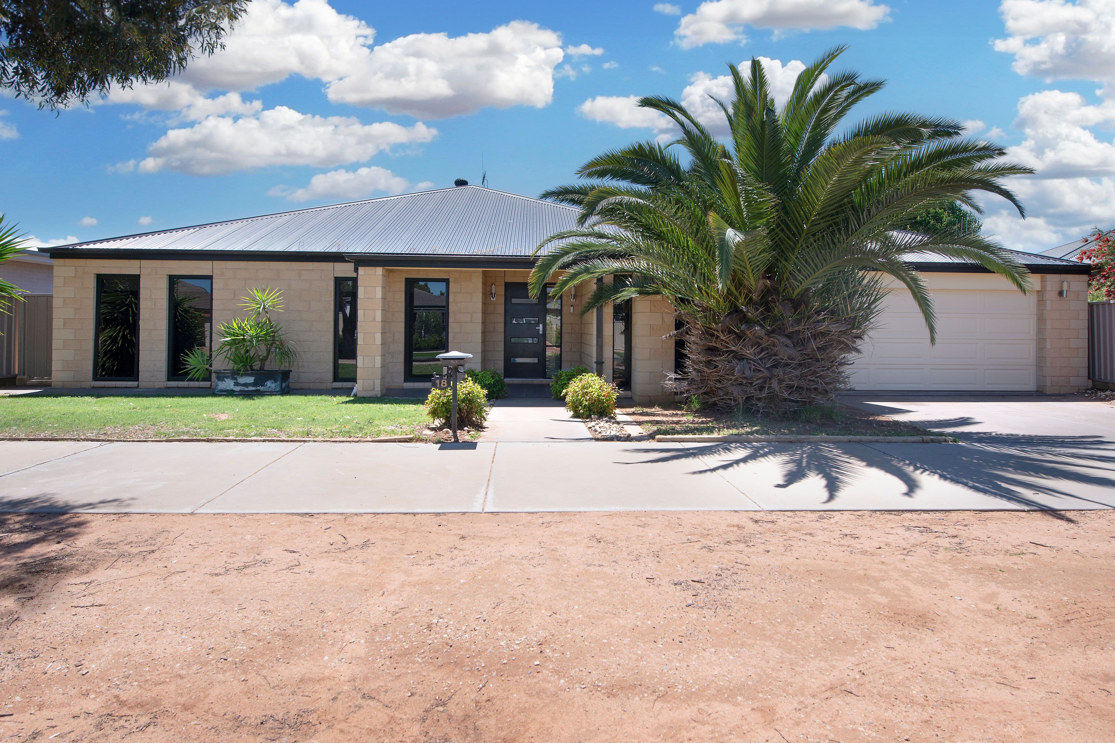 18 Dumosa Drive, Swan Hill VIC 3585, Swan Hill - Image 1