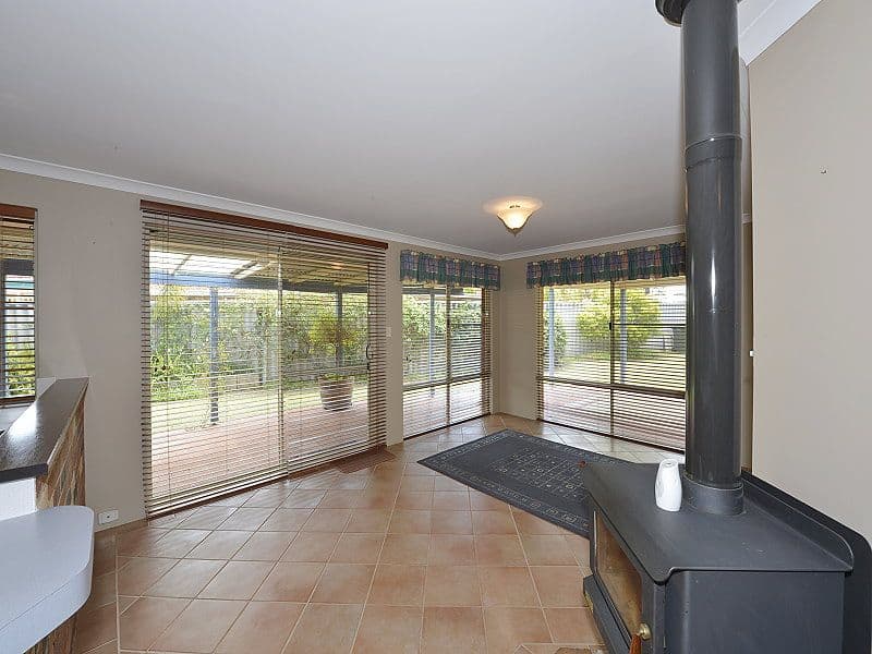 2 Sunderland Close, GREENFIELDS WA 6210, Greenfields - Thumbnail 5