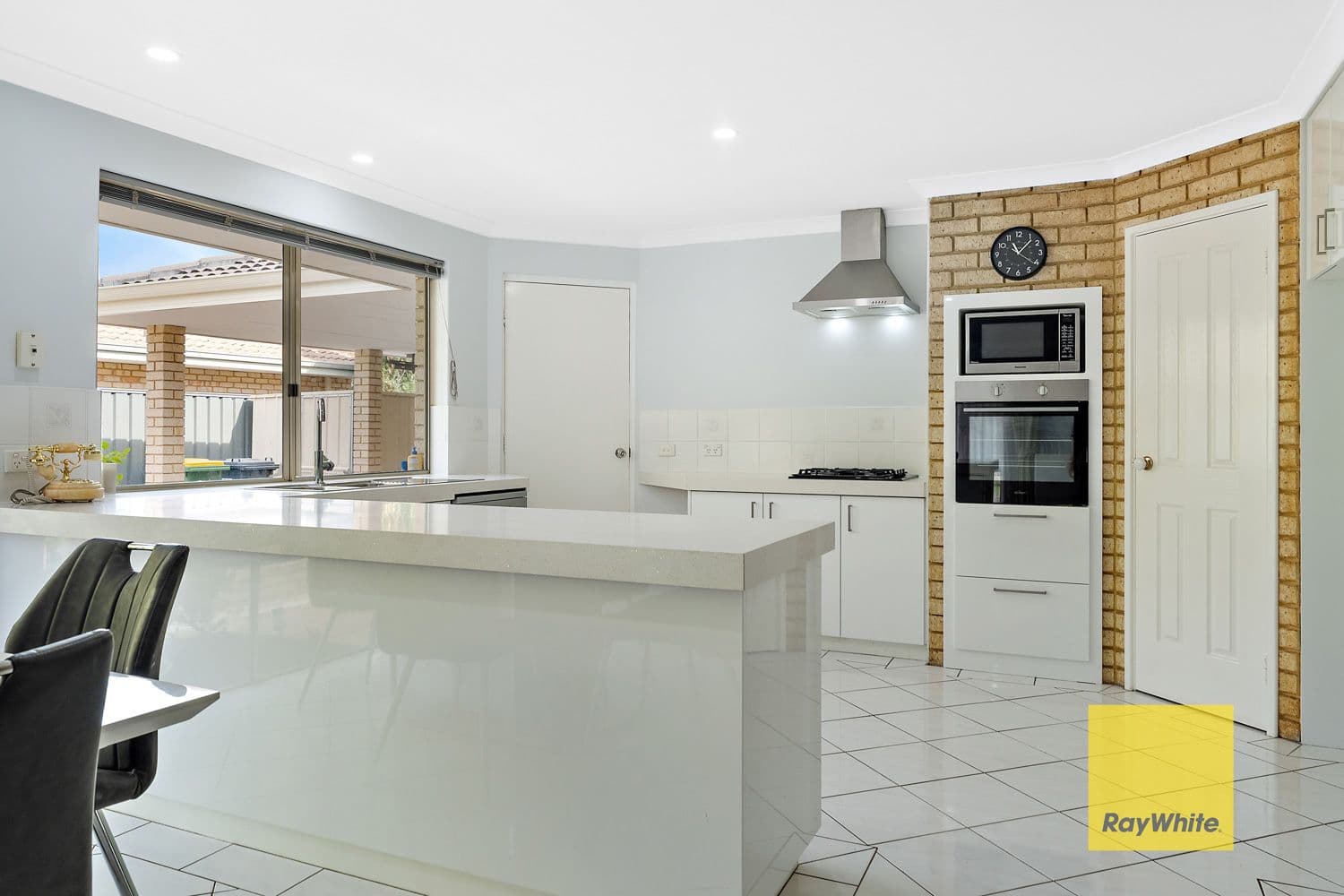 18 Dryandra Way, Thornlie WA 6108, Thornlie - Thumbnail 3