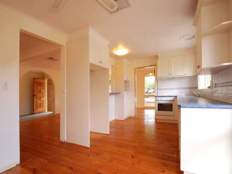 37 Argyle Way, WANTIRNA SOUTH VIC 3152, Wantirna South - Thumbnail 2
