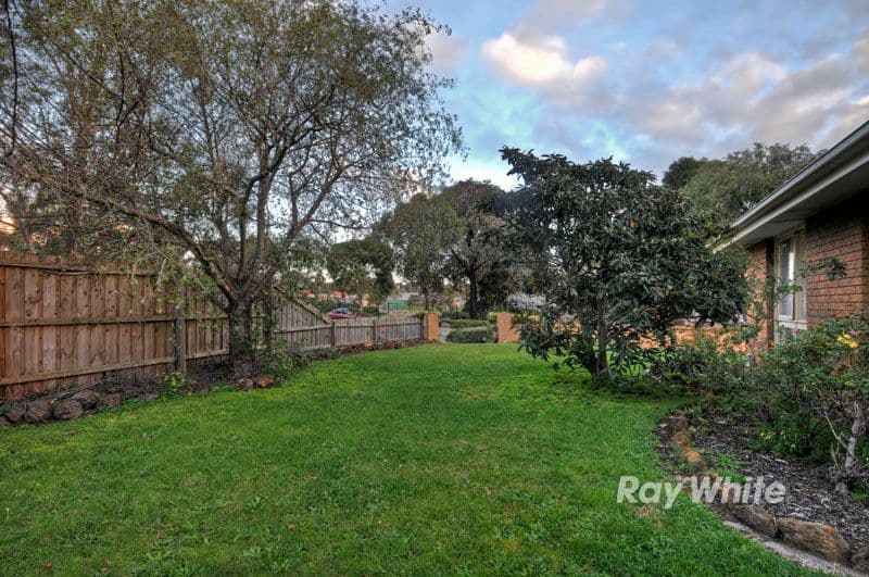 37 Argyle Way, WANTIRNA SOUTH VIC 3152, Wantirna South - Thumbnail 4