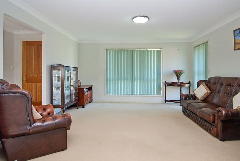 20 Capricorn Avenue, CRESTMEAD QLD 4132, Crestmead - Thumbnail 2