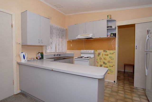 14 Alamein Street, NOBLE PARK VIC 3174, Noble Park - Thumbnail 4