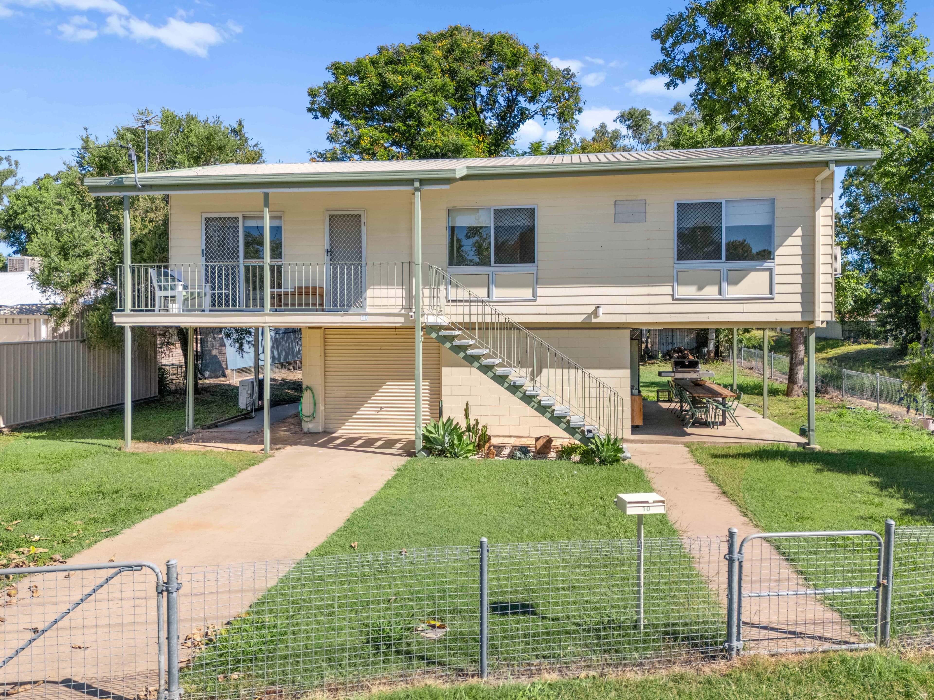 10 Loch Street, Emerald QLD 4720, Emerald - Image 1
