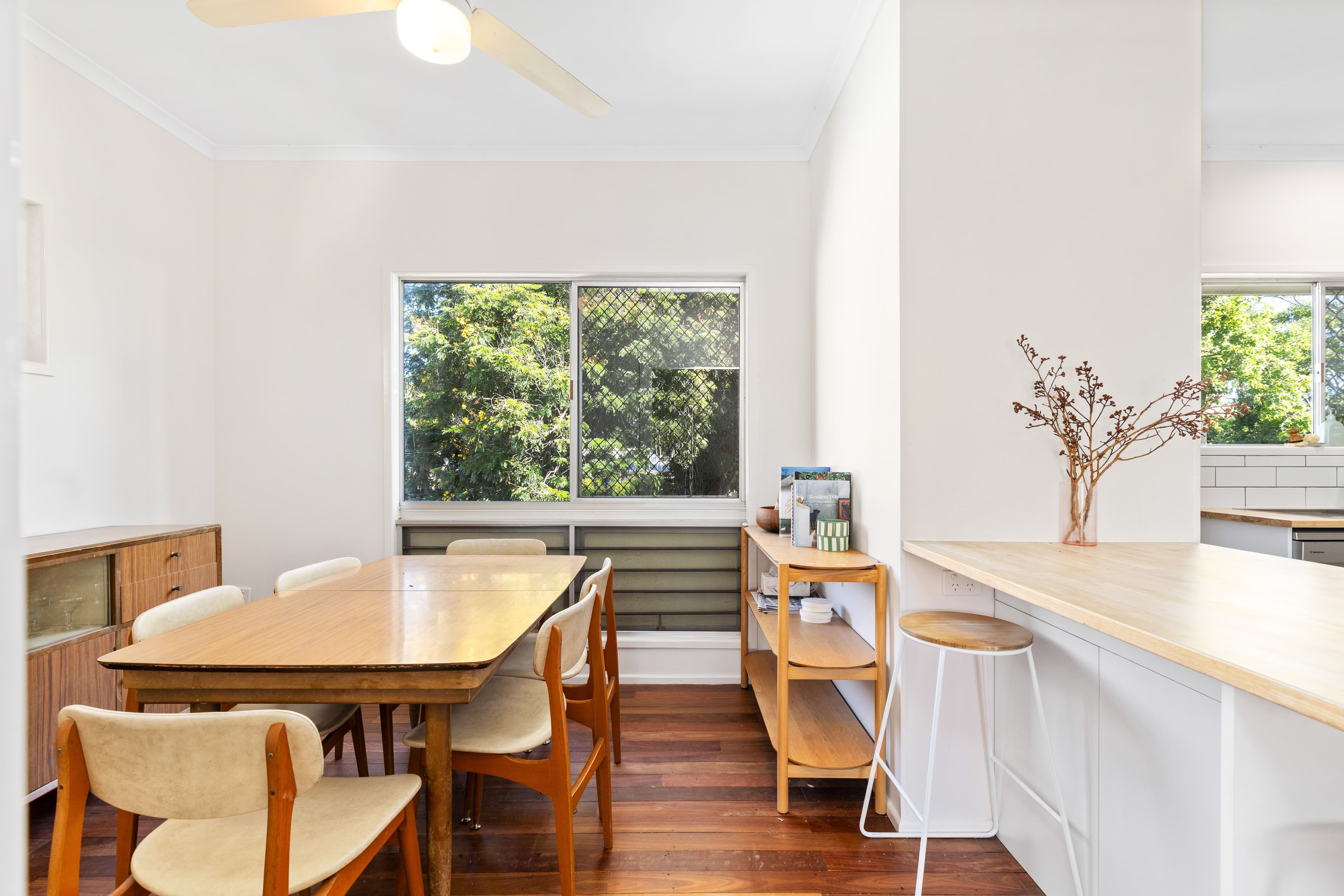 10 Loch Street, Emerald QLD 4720, Emerald - Thumbnail 7