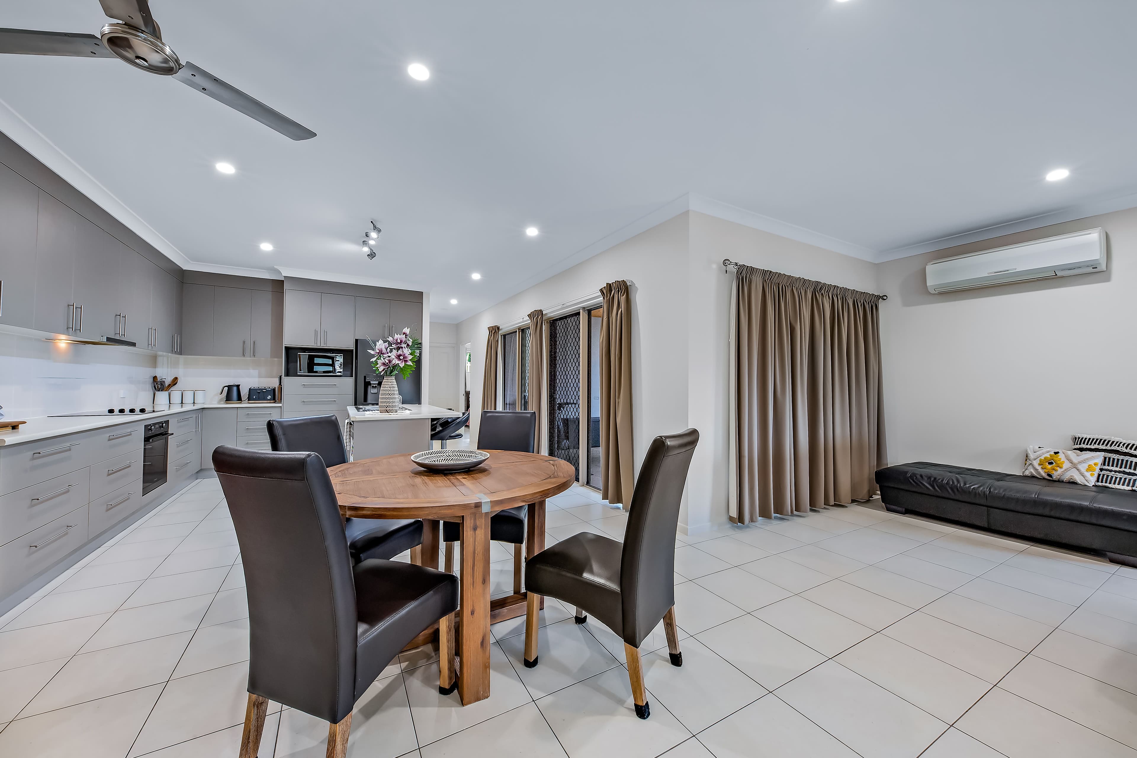 33 Valley Drive, Cannonvale QLD 4802, Cannonvale - Thumbnail 6