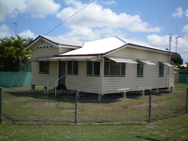 98 Maryborough Street, WALKERVALE QLD 4670, Walkervale - Thumbnail 2
