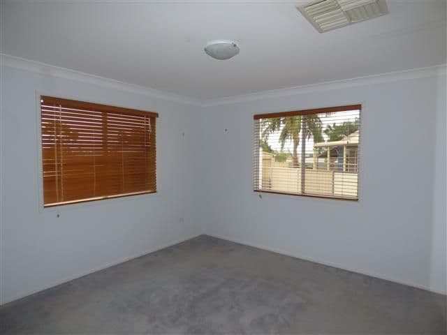 16 Karalee Court, Roma QLD 4455, Roma - Thumbnail 5