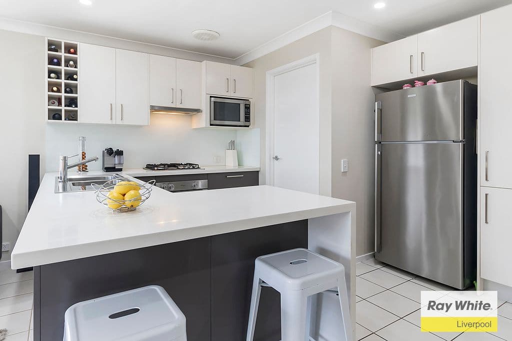 7 Byron Bay Close, Hoxton Park - Thumbnail 3