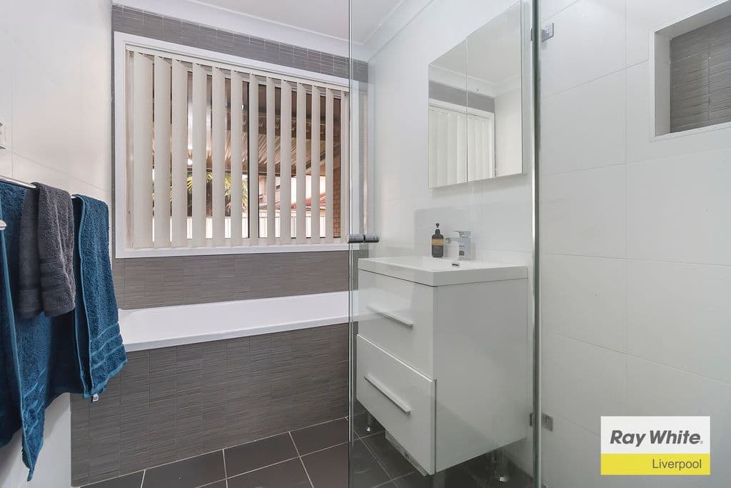 7 Byron Bay Close, Hoxton Park - Thumbnail 7