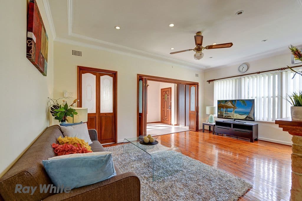 16 Colvin Crescent, Denistone East - Thumbnail 2