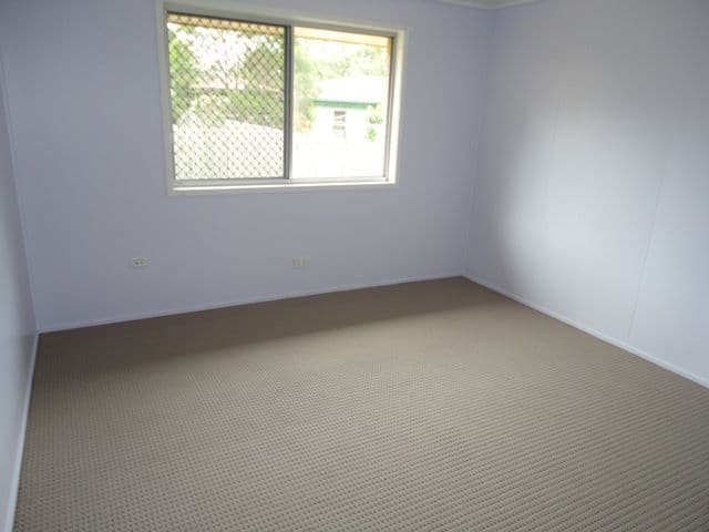 45 Stubbin Street, BUNDAMBA QLD 4304, Bundamba - Thumbnail 6