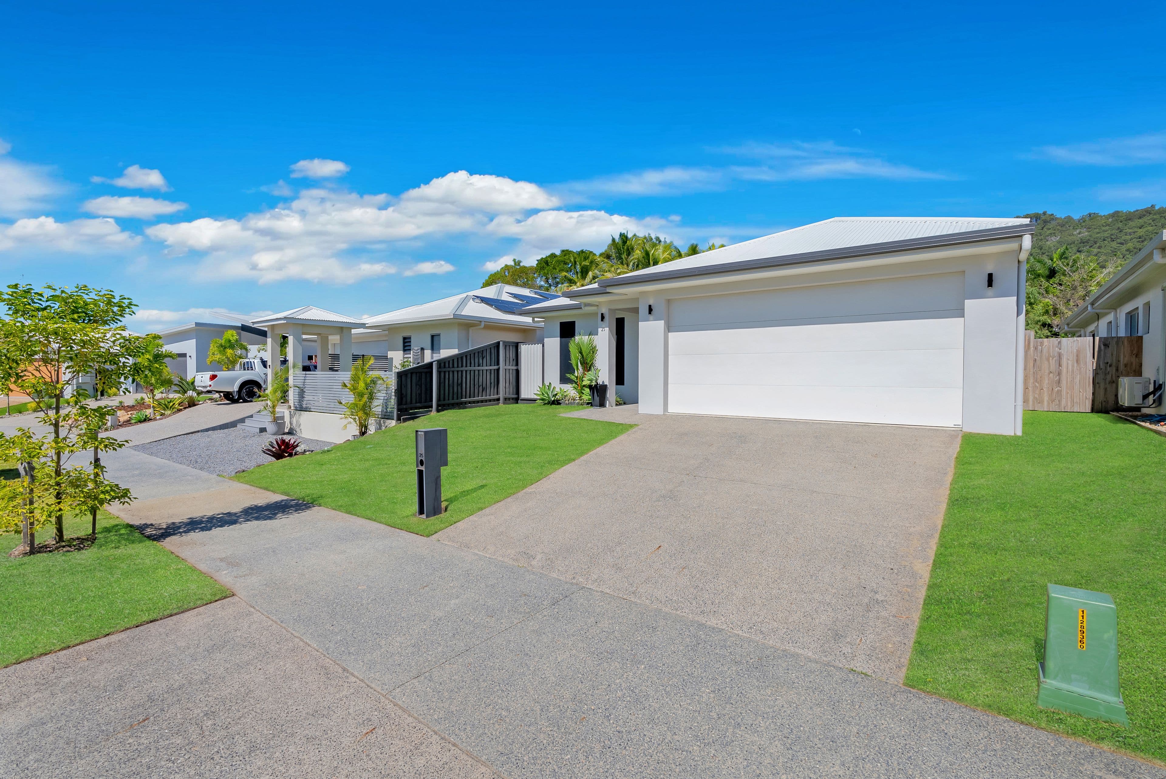 25 Headsail Drive, Trinity Beach QLD 4879, Trinity Beach - Image 1
