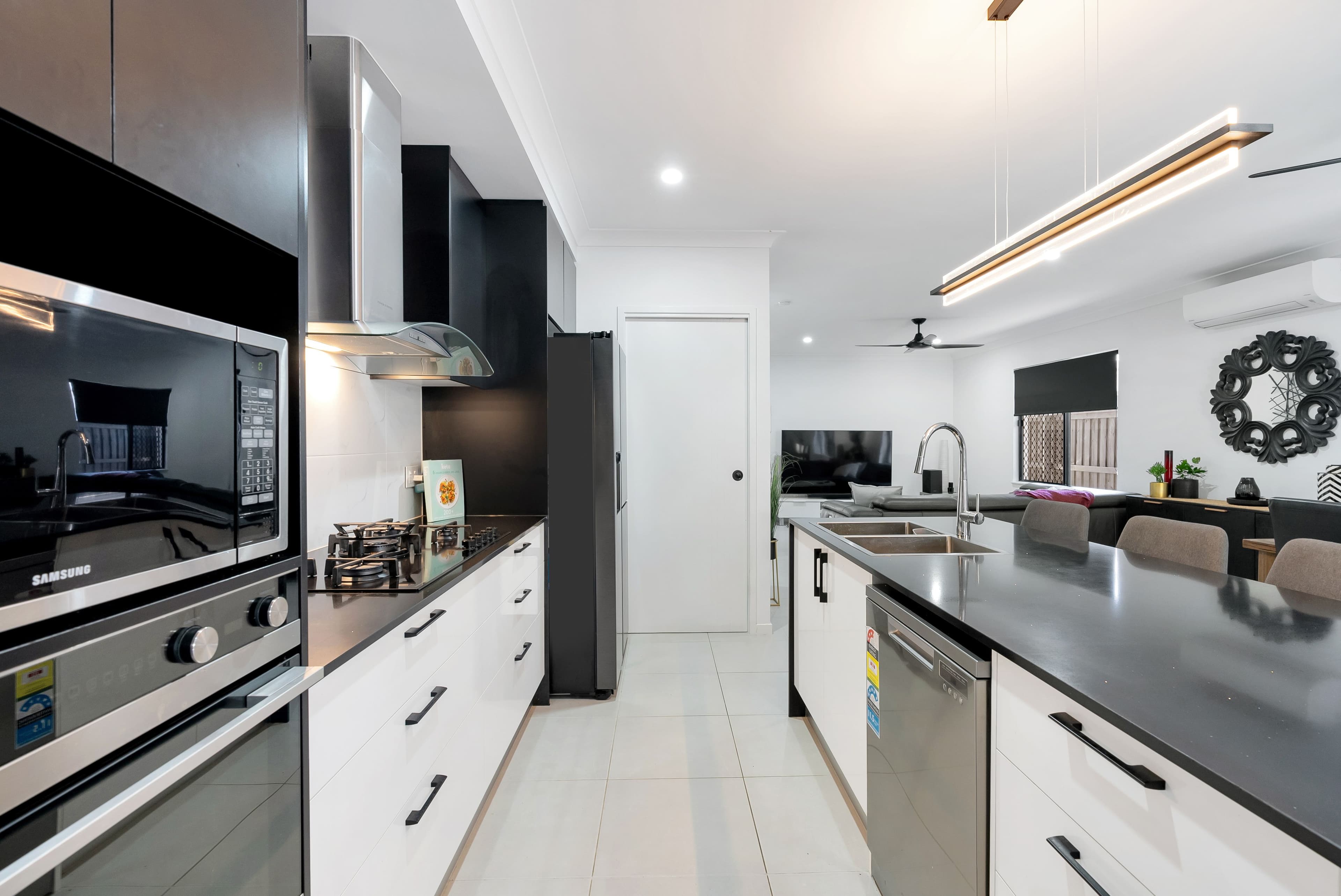 25 Headsail Drive, Trinity Beach QLD 4879, Trinity Beach - Thumbnail 6