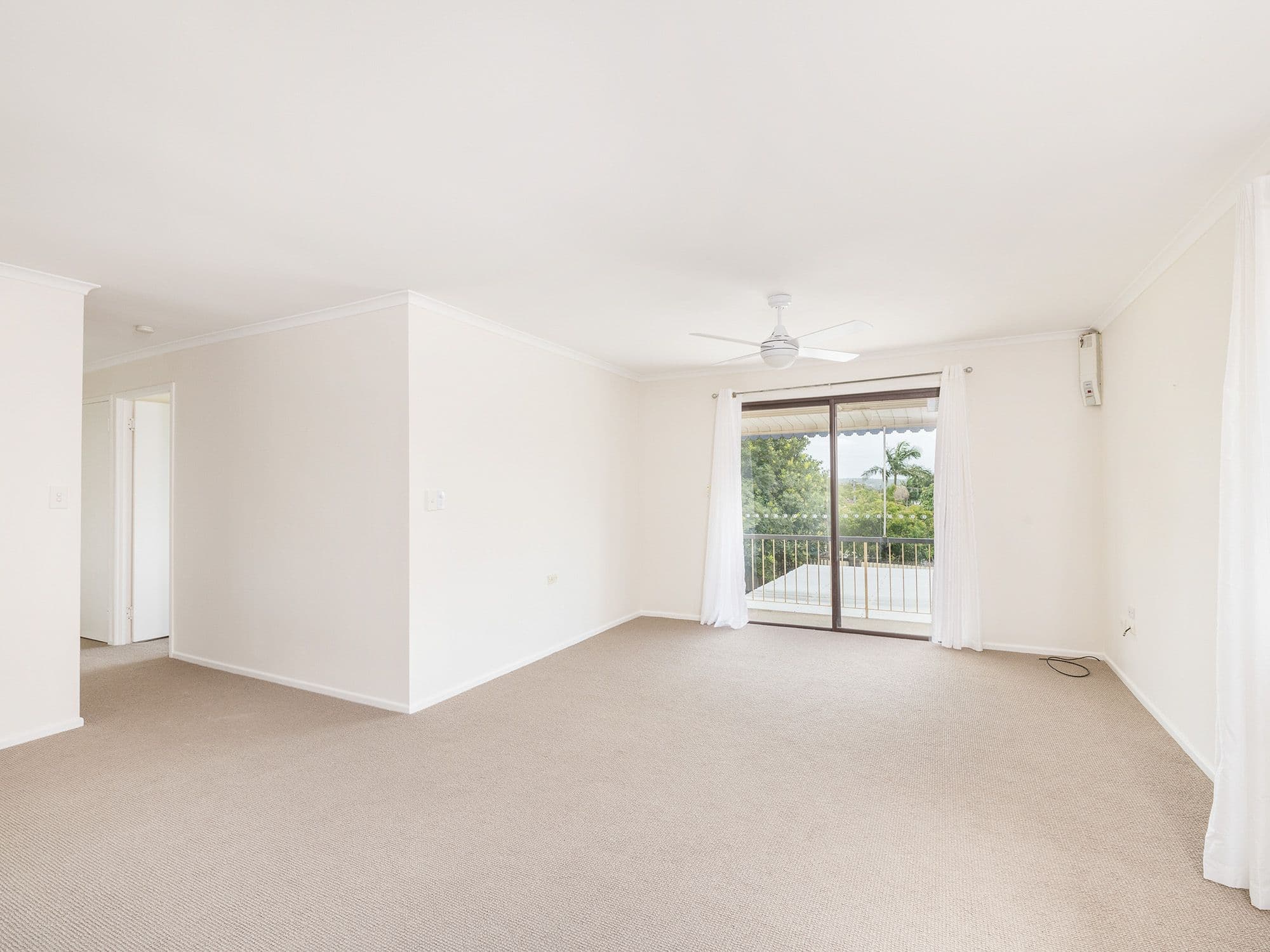 37 Lenore Crescent, Springwood QLD 4127, Springwood - Thumbnail 3