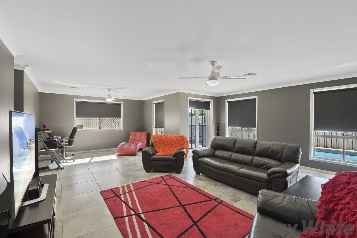 2 Courtney Street East, Rothwell QLD 4022, Rothwell - Thumbnail 3