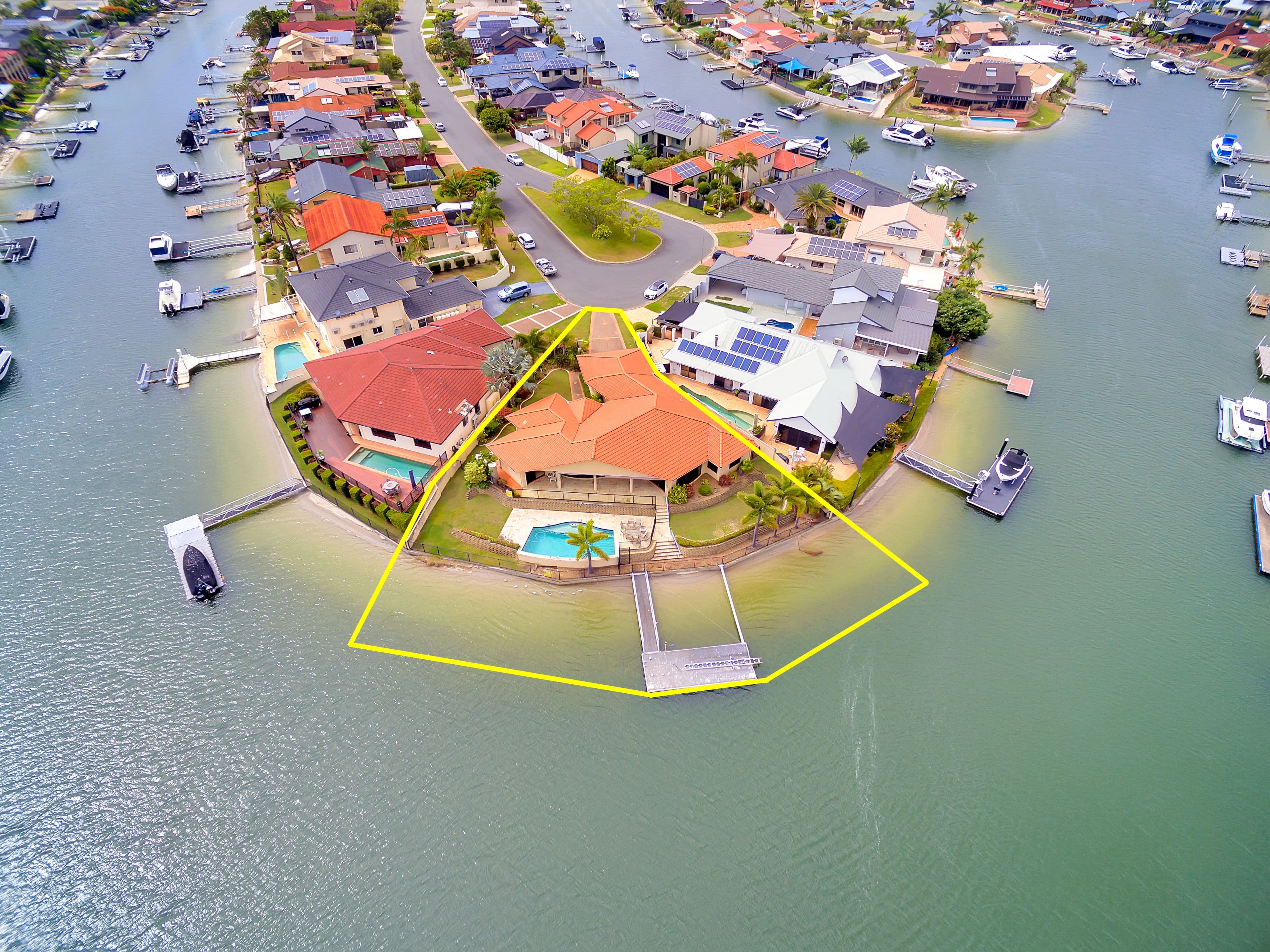 53 Seaspray Street, Paradise Point QLD 4216, Paradise Point - Image 1