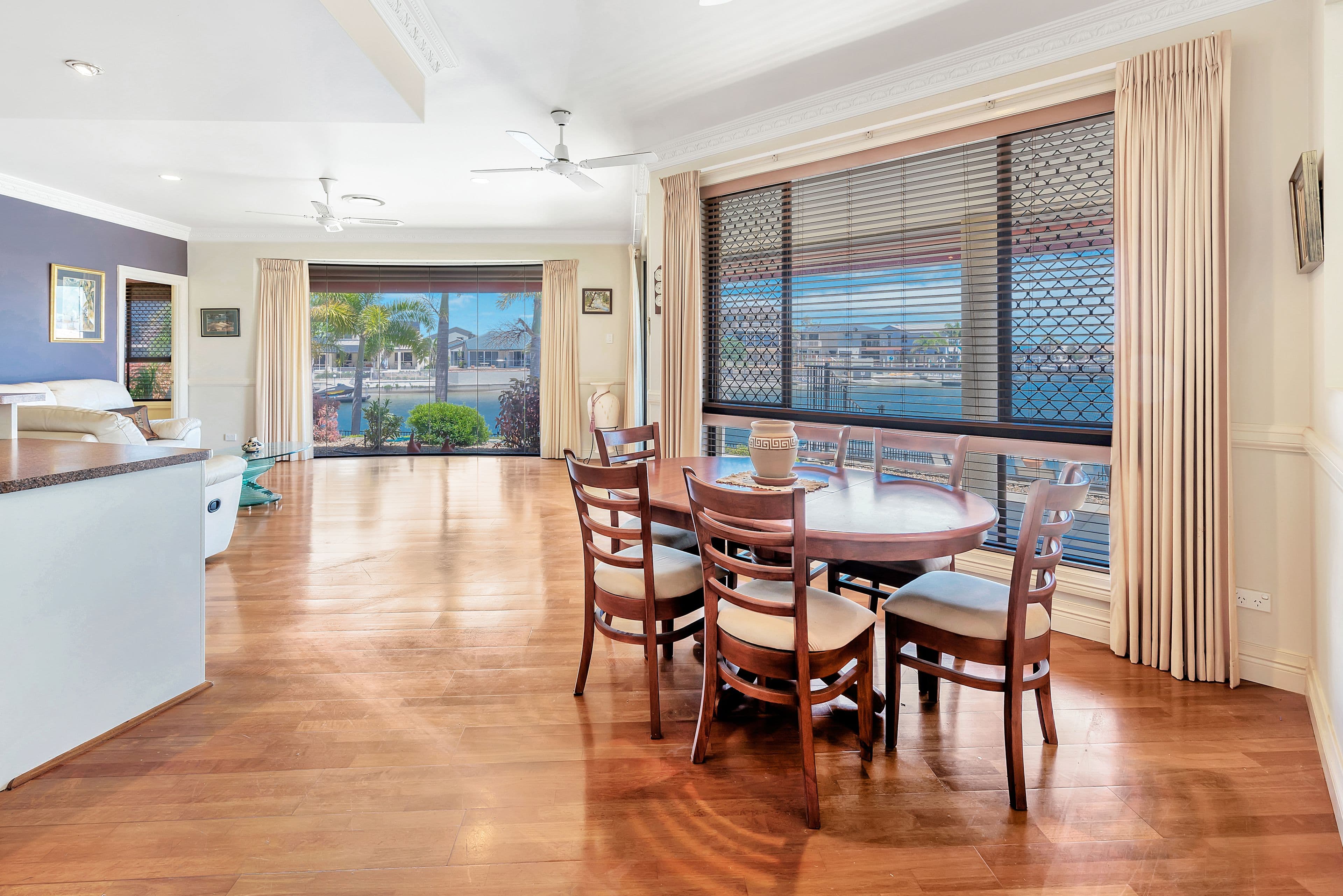 53 Seaspray Street, Paradise Point QLD 4216, Paradise Point - Thumbnail 8