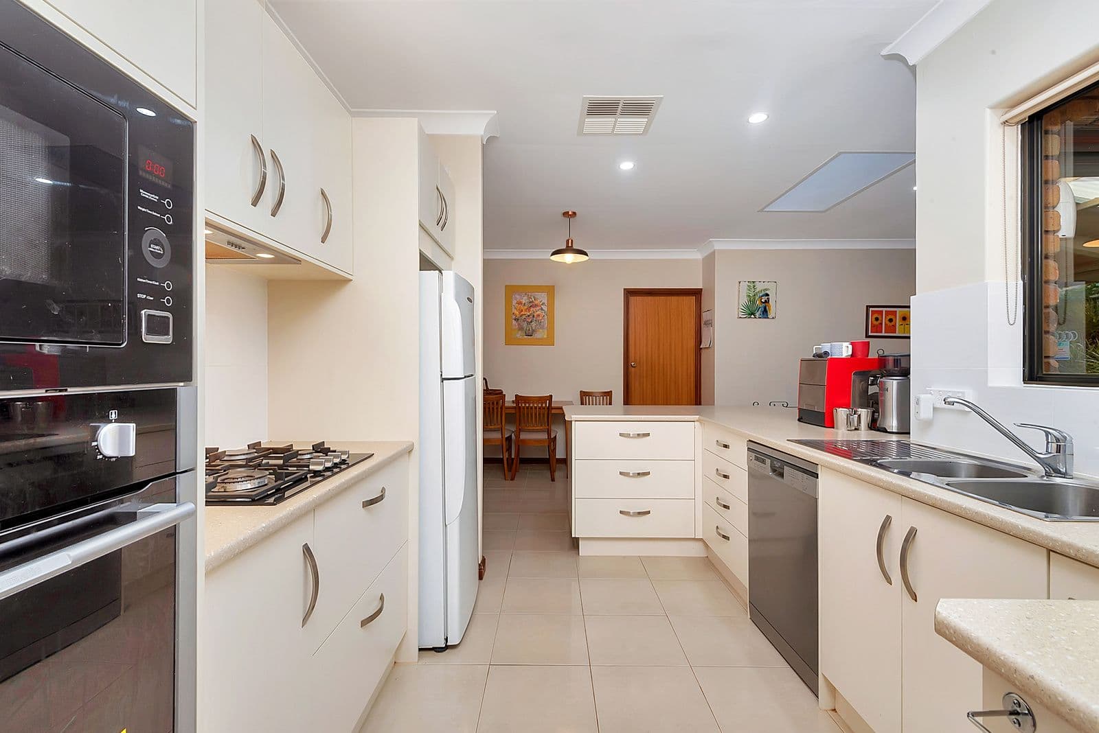 8 Martin Street, Moonta Bay SA 5558, Moonta Bay - Thumbnail 7