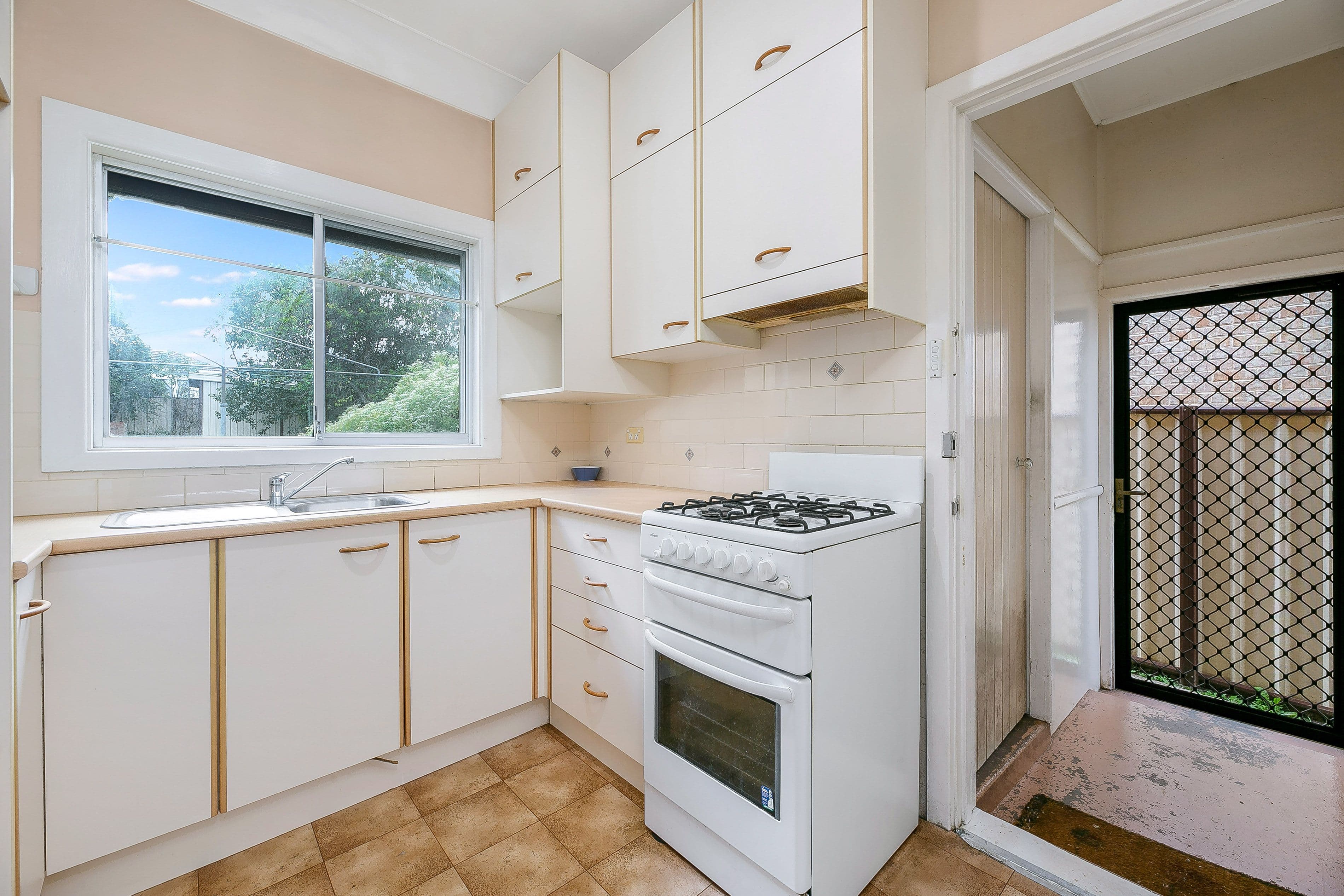 40 Mackinnon Avenue, Padstow NSW 2211, Padstow - Thumbnail 6