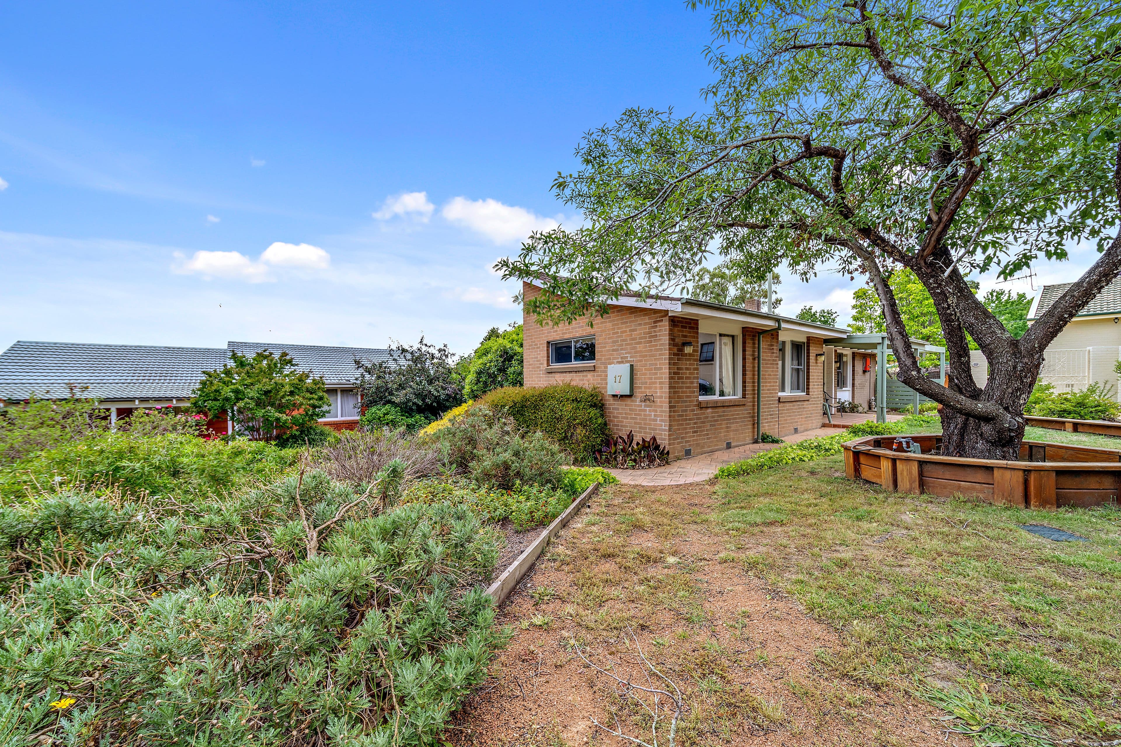 17 Allwood Street, Chifley ACT 2606, Chifley - Thumbnail 3