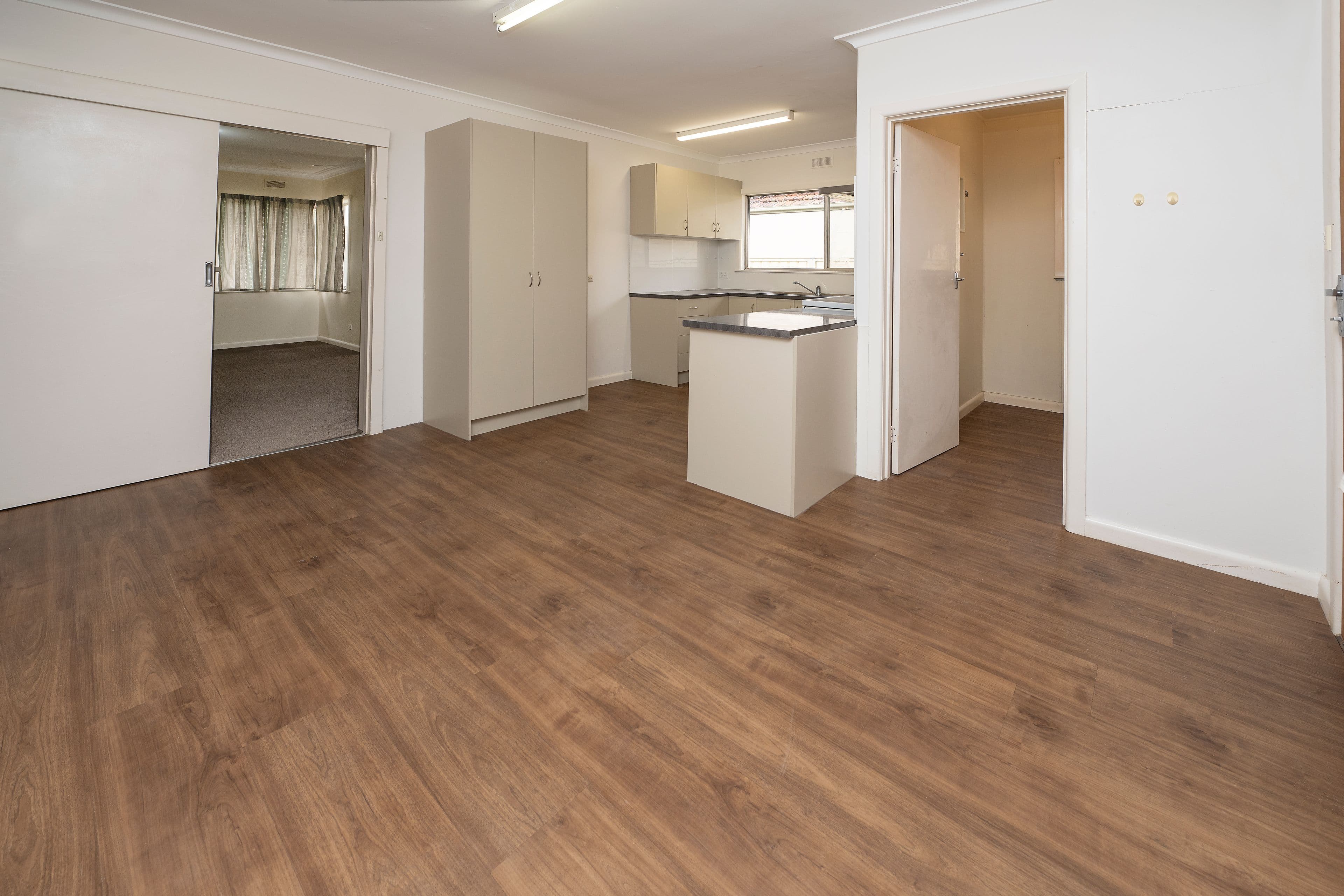 28 Holloway Grove, Swan Hill VIC 3585, Swan Hill - Thumbnail 4