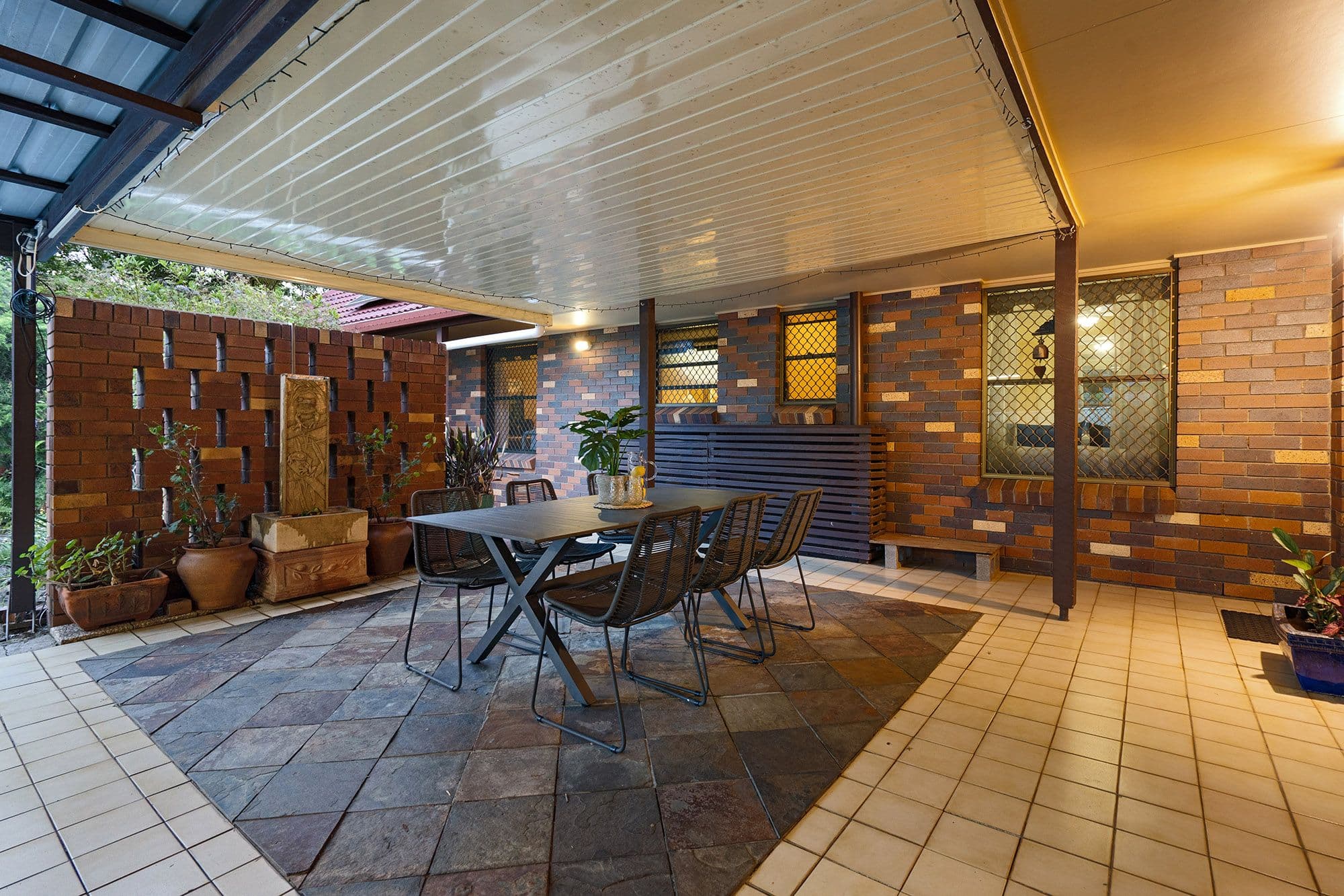 11 Agate Street, Camp Hill QLD 4152, Camp Hill - Thumbnail 2