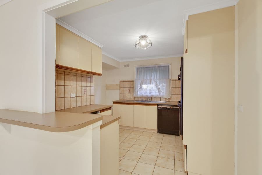 85 Victoria Street, Altona Meadows VIC 3028, Altona Meadows - Thumbnail 2