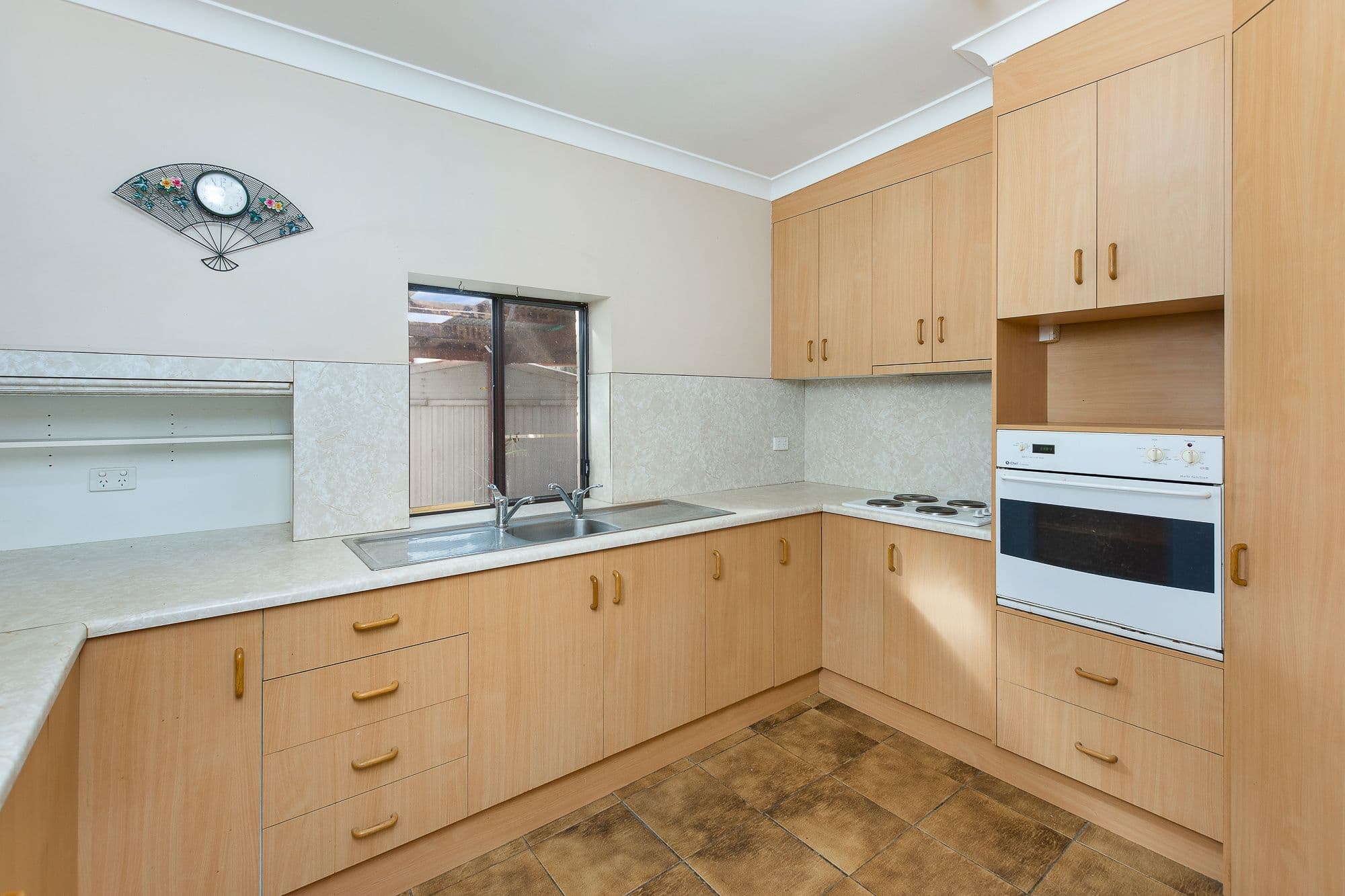 71 McHenry Street, Murray Bridge SA 5253, Murray Bridge - Thumbnail 2