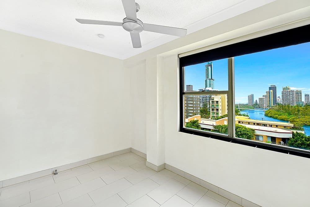 15 Pacific Street, Main Beach QLD 4217, Main Beach - Thumbnail 5