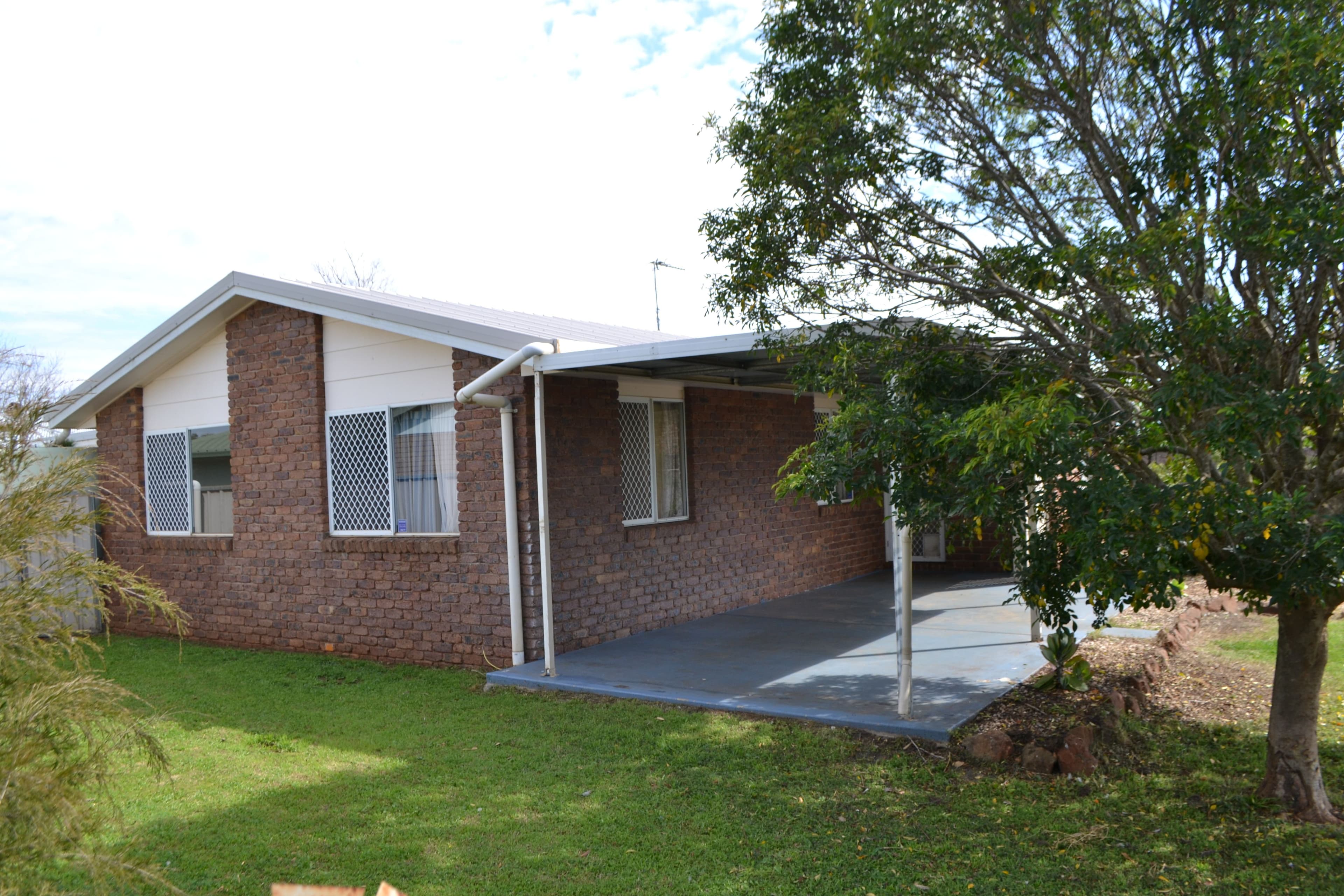 17 Hamlyn Road, Oakey QLD 4401, Oakey - Thumbnail 5