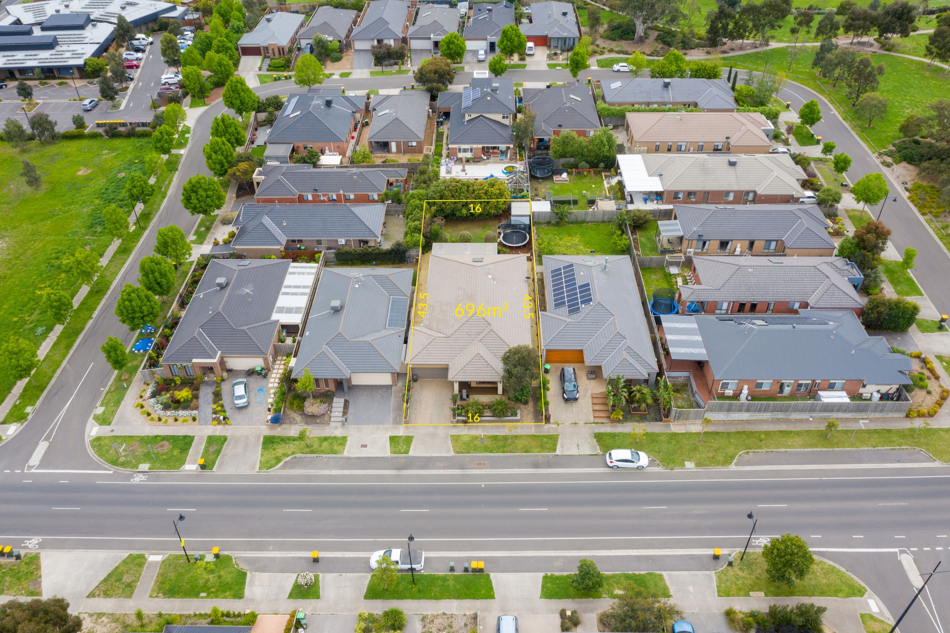 11 Francesca Drive, Mernda VIC 3754, Mernda - Thumbnail 2