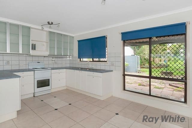 32 Glastonbury Drive, Bethania QLD 4205, Bethania - Thumbnail 4