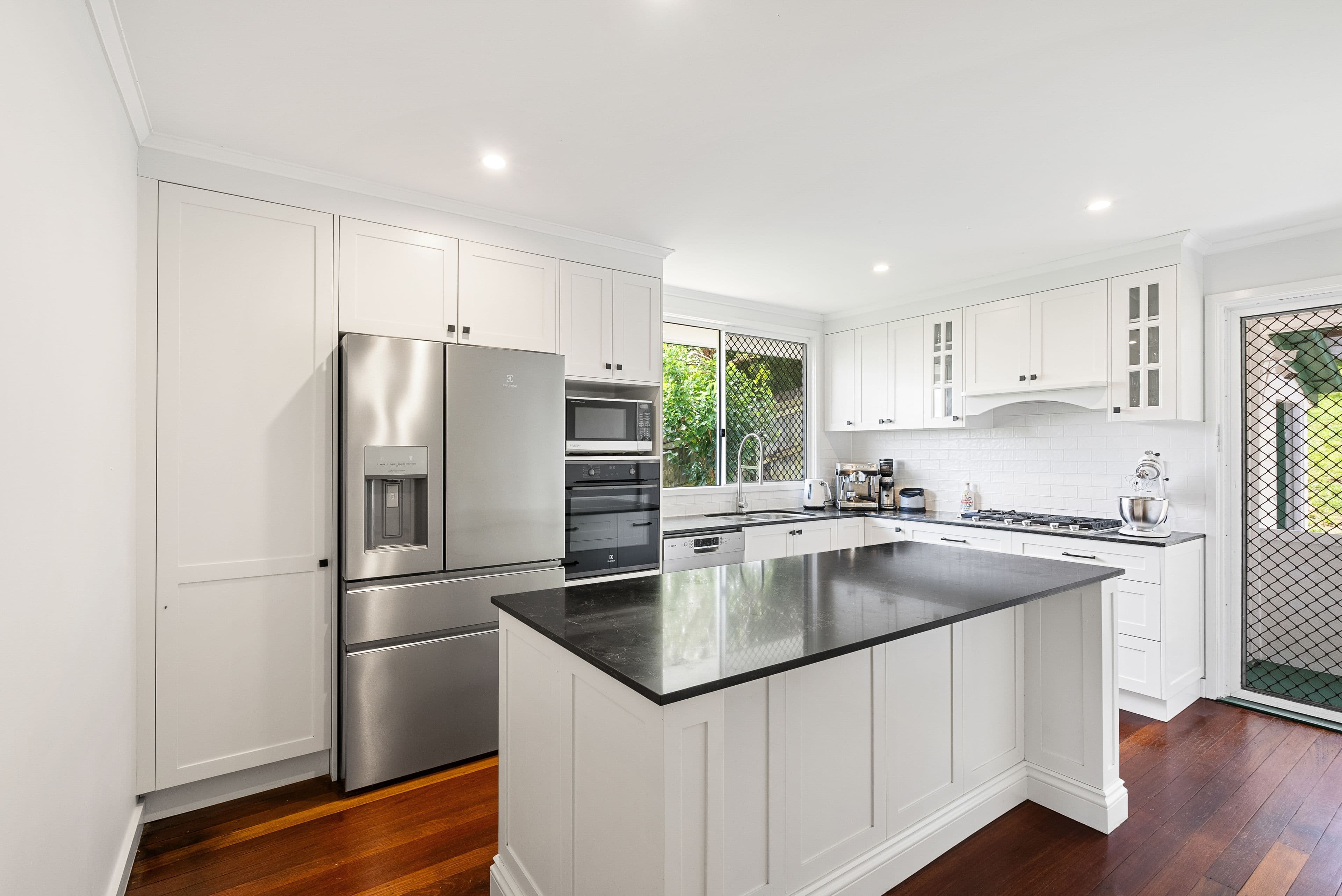 19 Landscape Street, Stafford Heights QLD 4053, Stafford Heights - Thumbnail 8