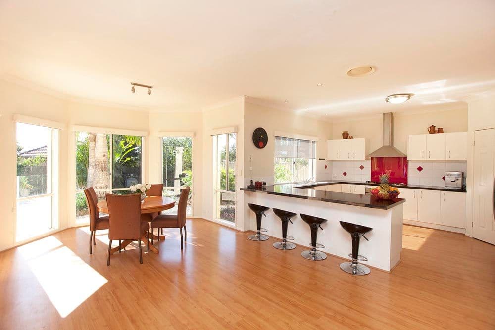 1 Brossard Court, MANSFIELD QLD 4122, Mansfield - Thumbnail 8
