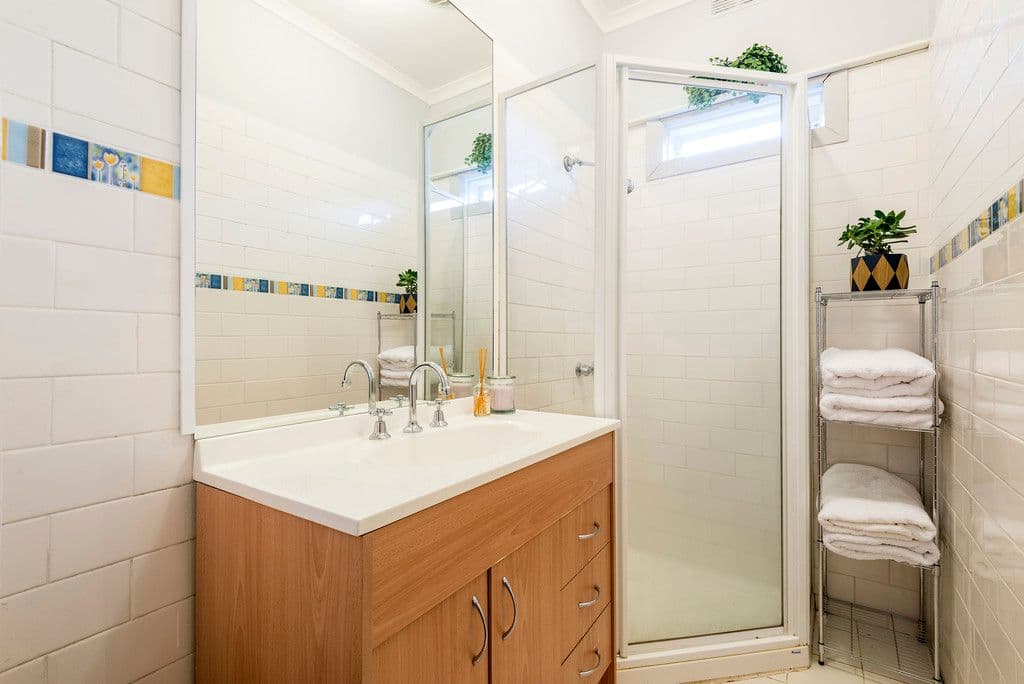 82 Manton Road, Clayton VIC 3168, Clayton - Thumbnail 5