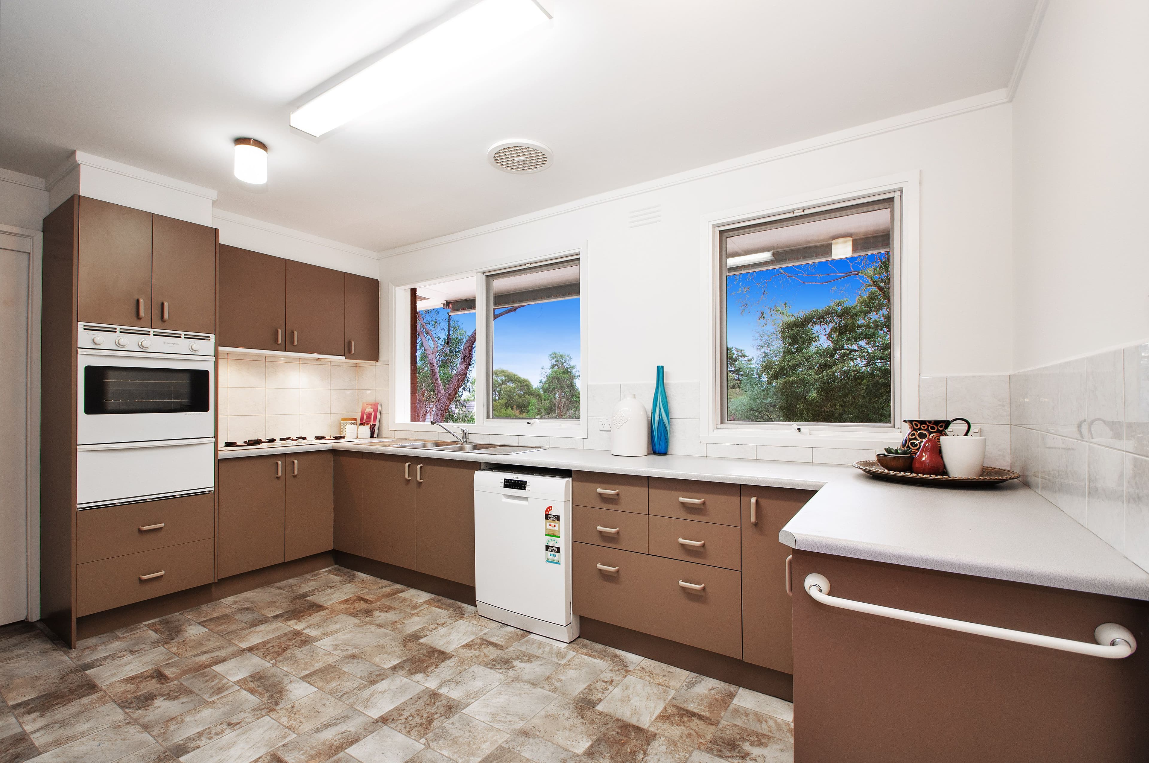 54 Summit Crescent, Ringwood North VIC 3134, Ringwood North - Thumbnail 4