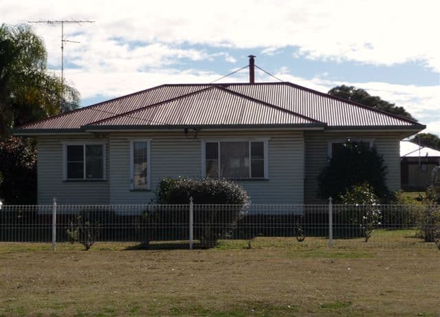 5 Phyllis Street, HARRISTOWN QLD 4350, Harristown - Image 1