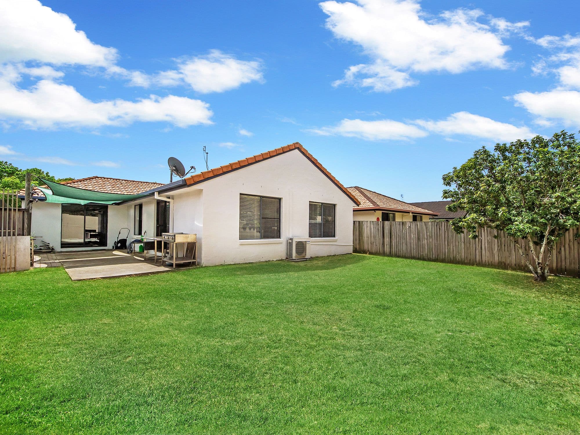 56 Serafina Drive, Helensvale QLD 4212, Helensvale - Thumbnail 2