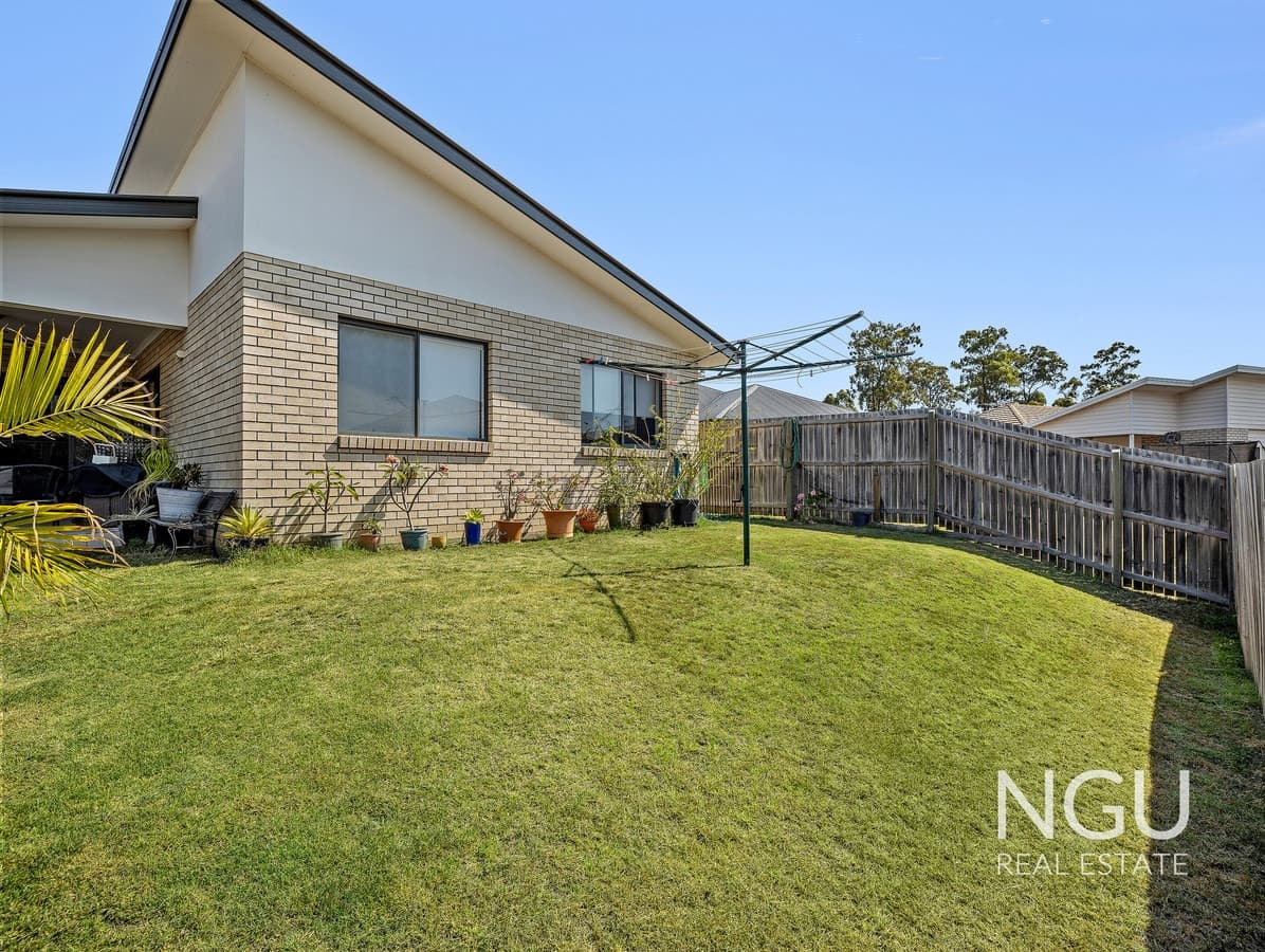 116 Valentine Circuit, Augustine Heights QLD 4300, Augustine Heights - Thumbnail 2