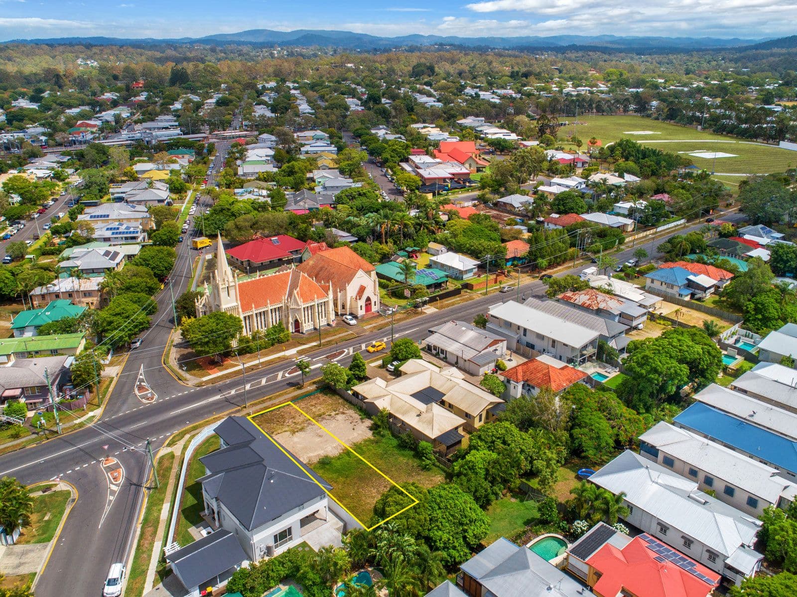 212 Oxley Road, Graceville QLD 4075, Graceville - Thumbnail 3
