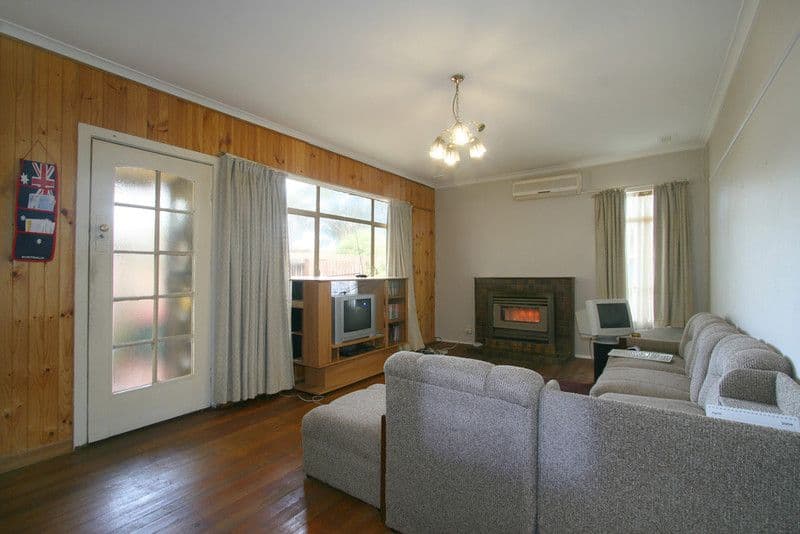 7 Coolac Street, CHADSTONE VIC 3148, Chadstone - Thumbnail 2