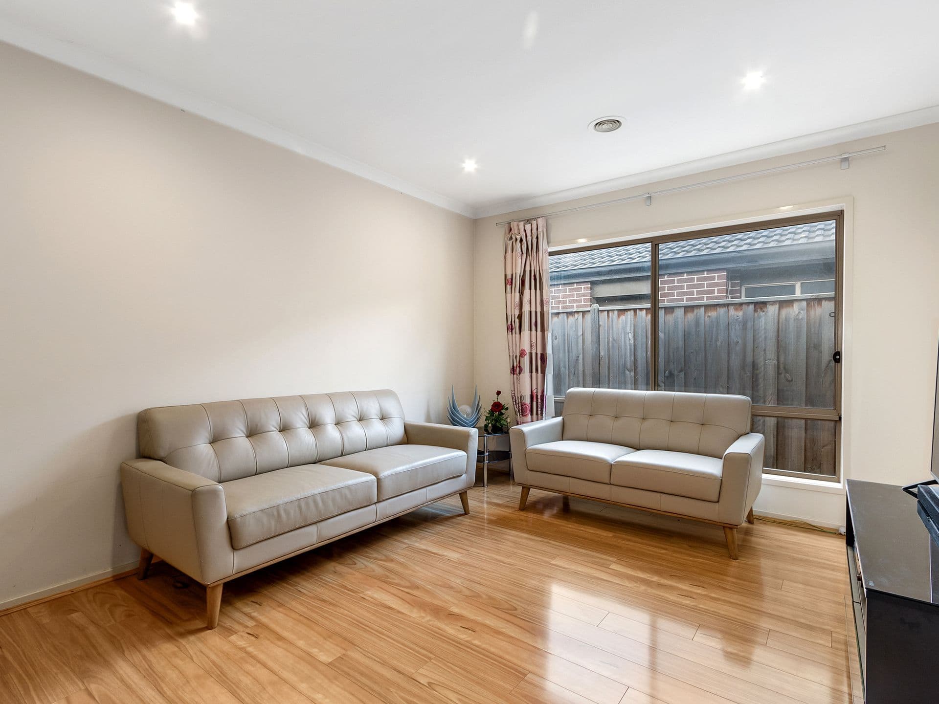 10 Livida Circuit, Lyndhurst VIC 3975, Lyndhurst - Thumbnail 2
