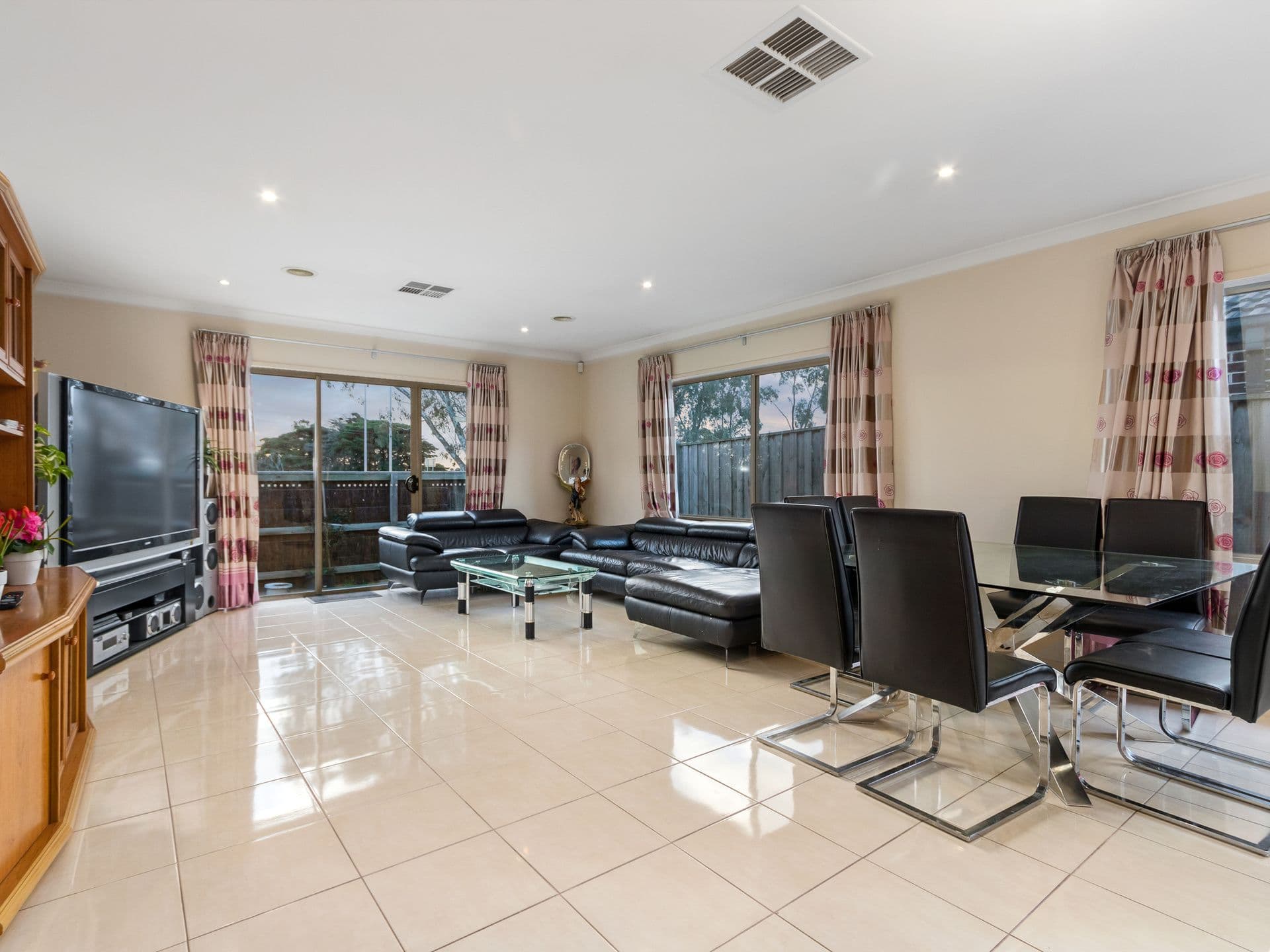 10 Livida Circuit, Lyndhurst VIC 3975, Lyndhurst - Thumbnail 3