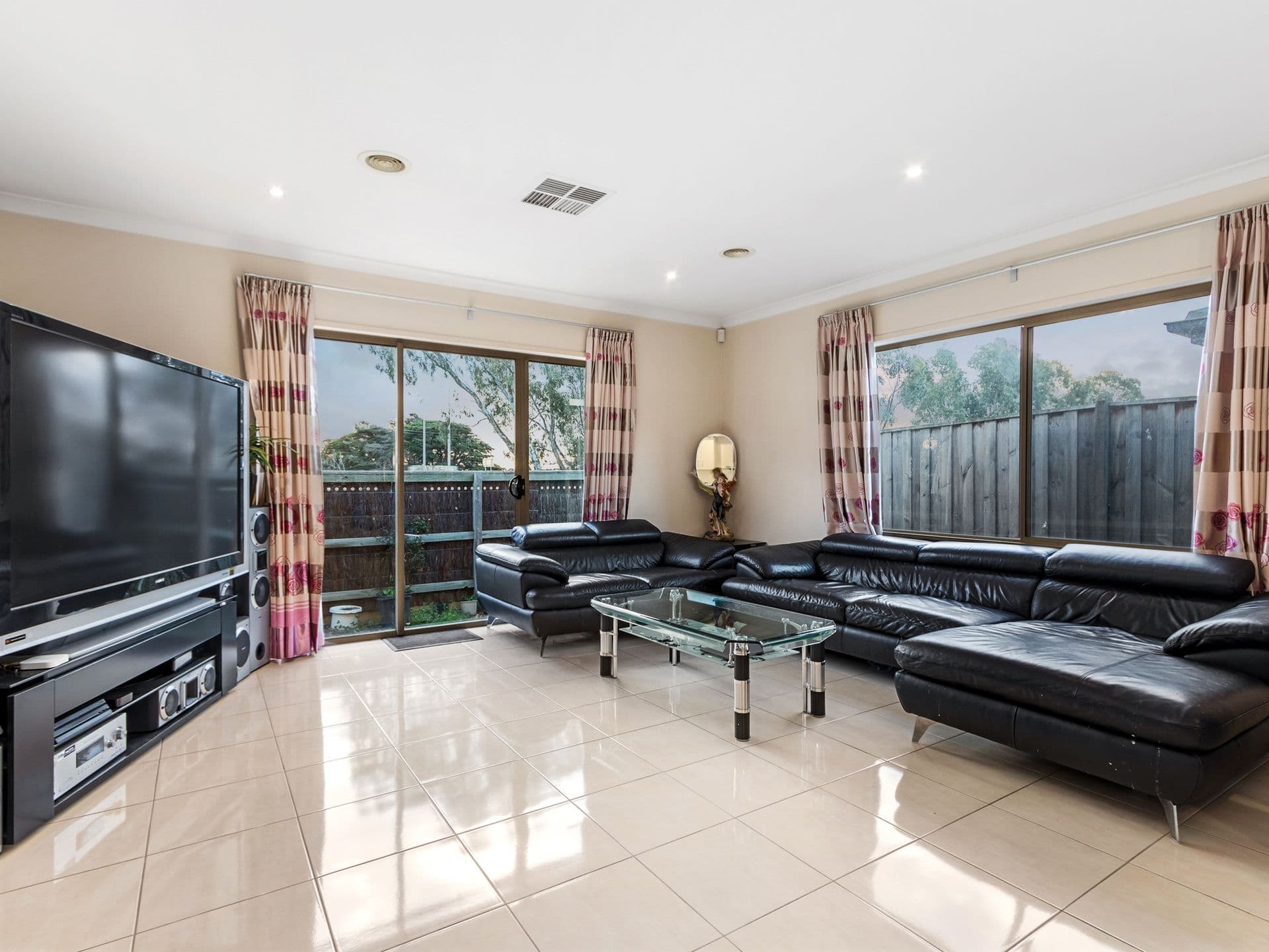 10 Livida Circuit, Lyndhurst VIC 3975, Lyndhurst - Thumbnail 4