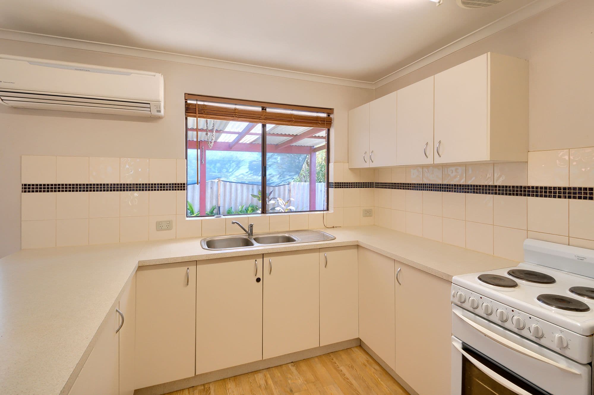 20 Sherwood Drive, McKail WA 6330, McKail - Thumbnail 3