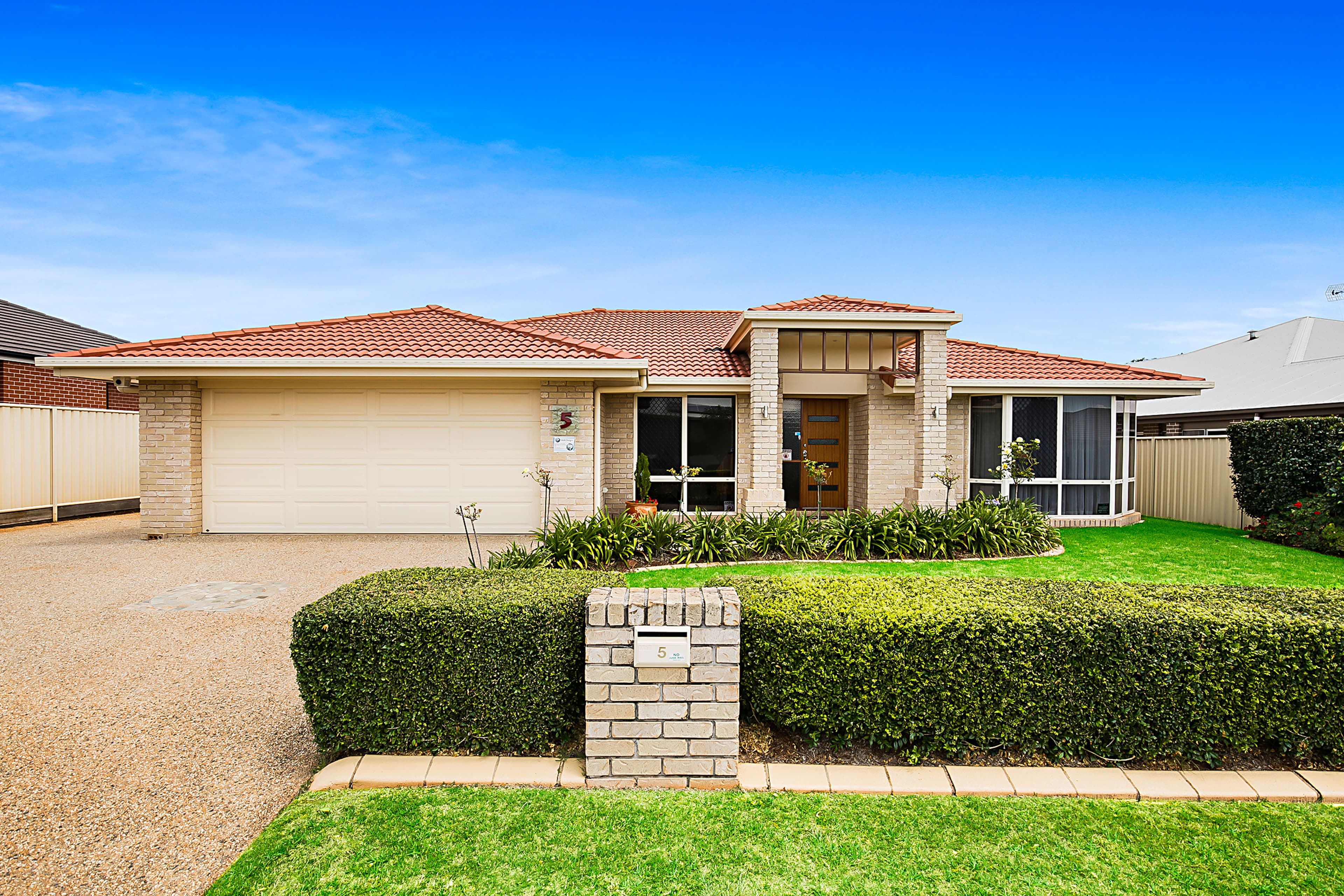 5 Fallon Drive, Middle Ridge QLD 4350, Middle Ridge - Image 1