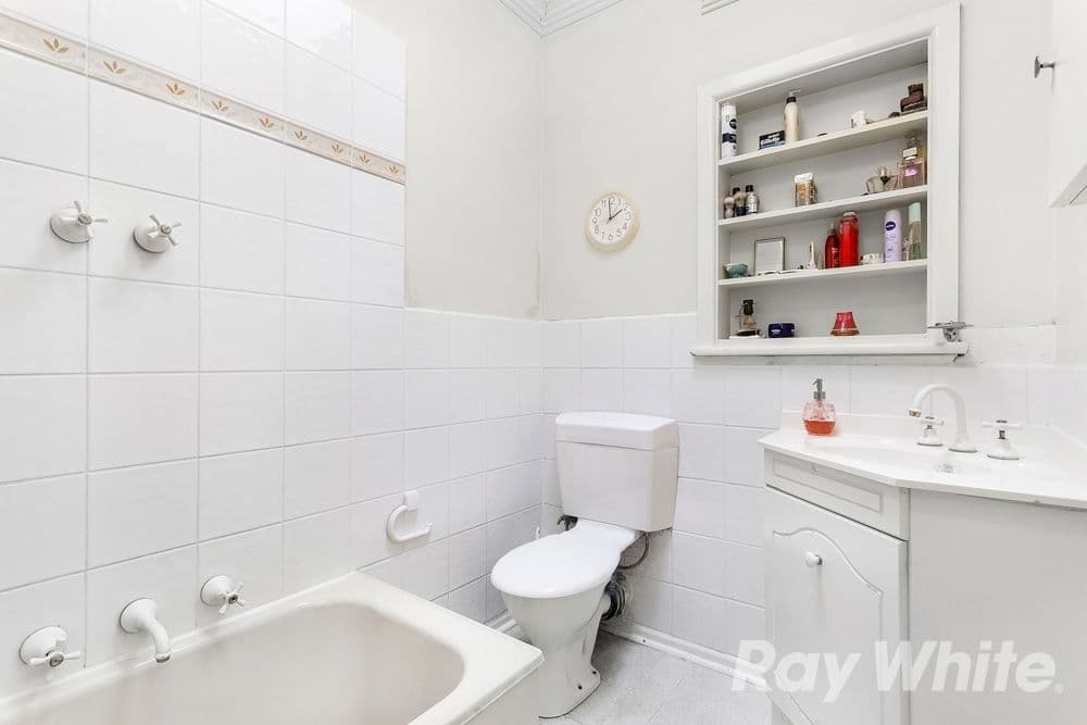 34 Tobias Avenue, Glen Waverley VIC 3150, Glen Waverley - Thumbnail 7