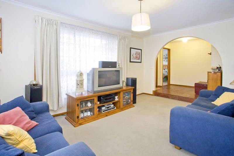 3 Caldermeade Road, CORIO VIC 3214, Corio - Thumbnail 2